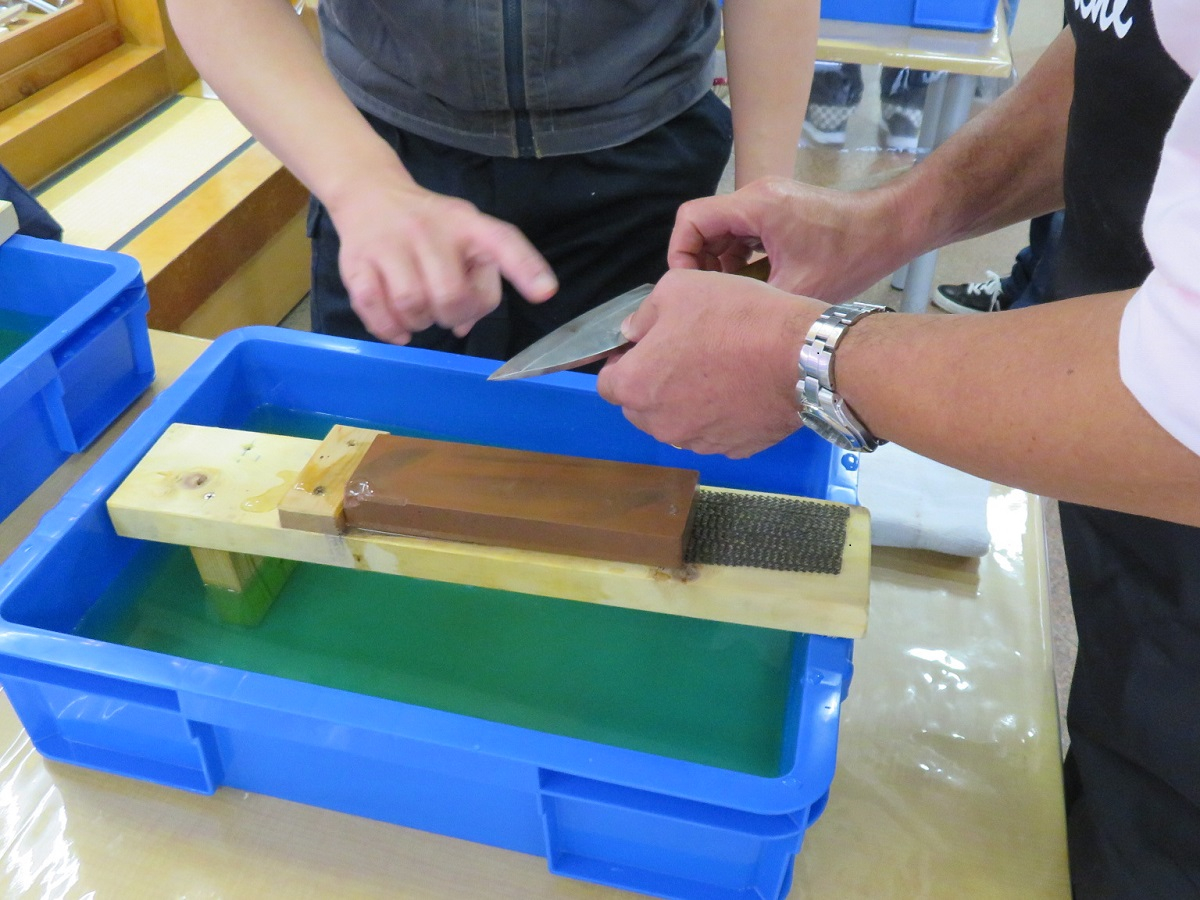 ꂼ̕ɍEl璼ڊwԂƂł܂I