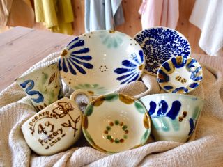 6種類の器の中からお好きなものに絵付けしていただけます♪