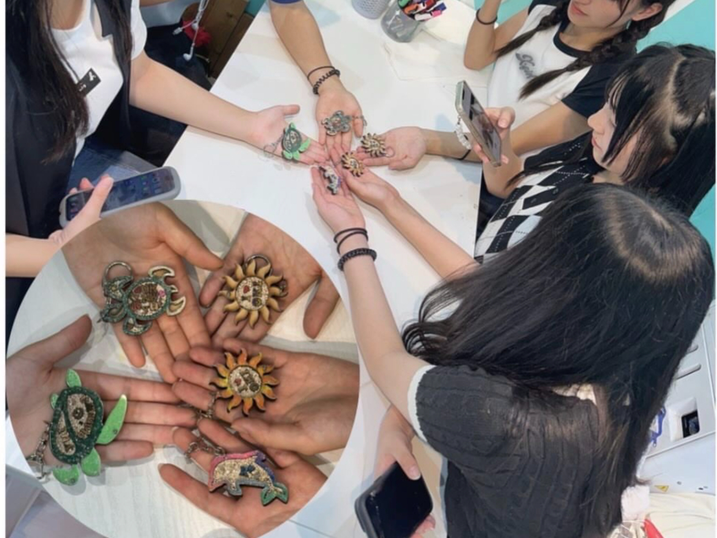 ꂱIO͂A̕ꂽ菬ȃp[cgݍ킹ăIWiL[z_[Is[^[oIIq