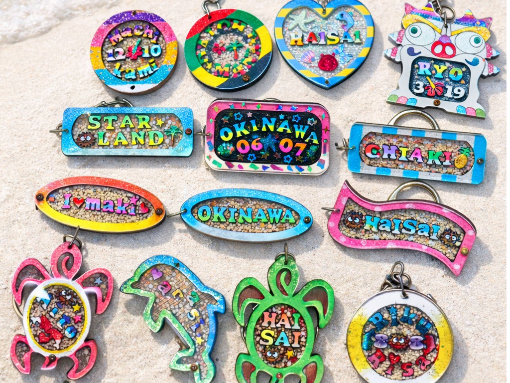 �J����V�[�T�[�Ȃǉ���炵���`�̃v���[�g��A�n�[�g��l�p�ȂǗl�X�ȃv���[�g�̒����炨�D���ȃv���[�g�����I�яo���܂�!(^^)!