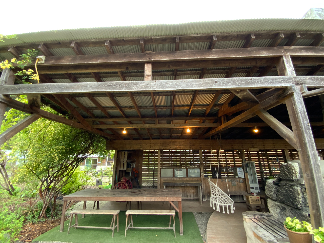 �S�̂ɉ���������̂ŉJ���~���Ă����S�I