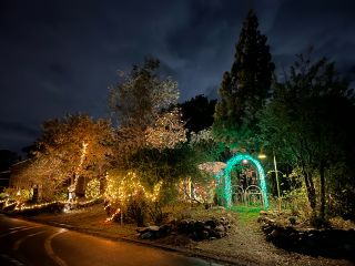 室内BBQ場外観(今だけのイルミネーション)