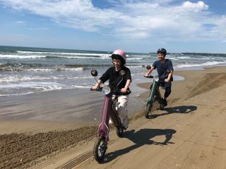 日本でココだけ!未来型EVバイクで砂浜ツーリング!