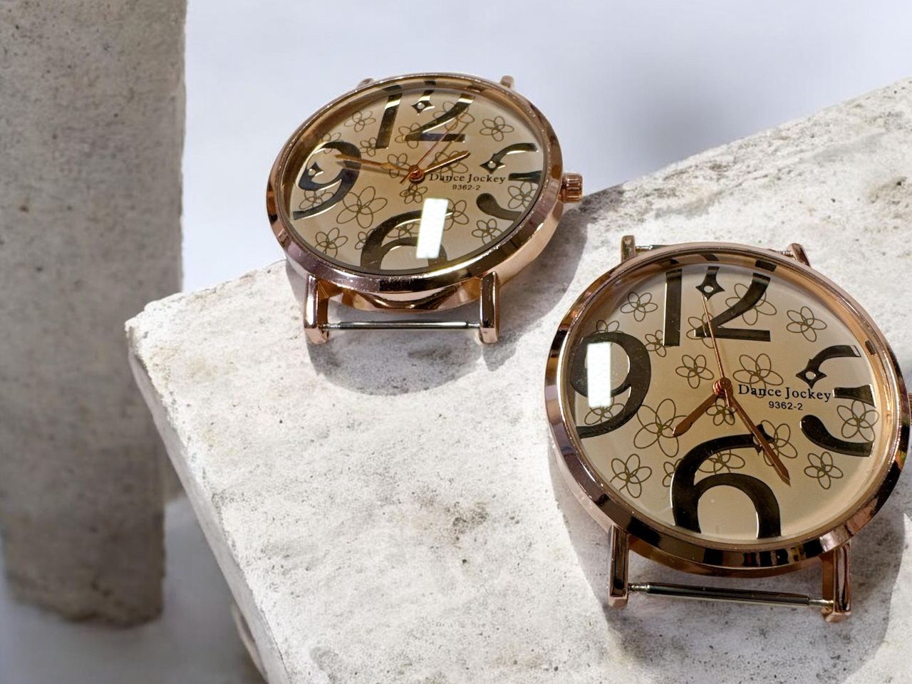 �����Ղ́A���̎��̓��ׂŎʐ^�ƈقȂ�ꍇ������܂��̂ŗ\�߂��������������B���ׂ̕����Ղ́A�V���v���E�X�P���g���E�������������������Ă����܂��B�V����ׁB