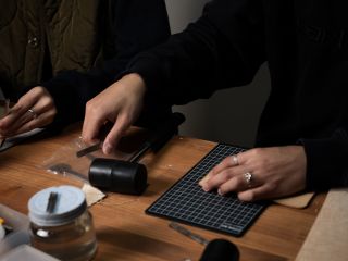 初心者大歓迎!本格的なレザークラフトが楽しめます。