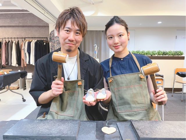 ファーストシューズの完成です♪ 生まれてくるお子様(新生児)に履かせて、素敵な思い出を作ってください♪