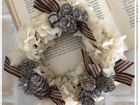 AWTCƖ؂̎g~j[XłB@TCY15p