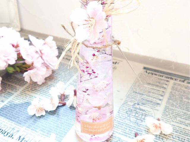 桜のハーバリウムもつくれます。