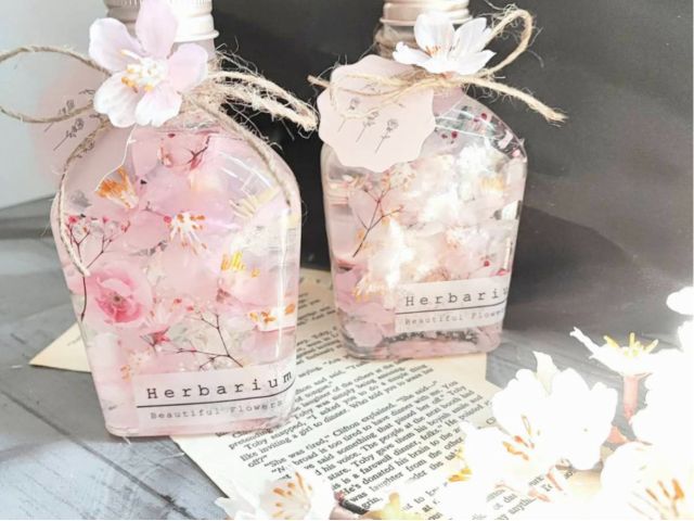 こちらの形のびんは+500円になります。