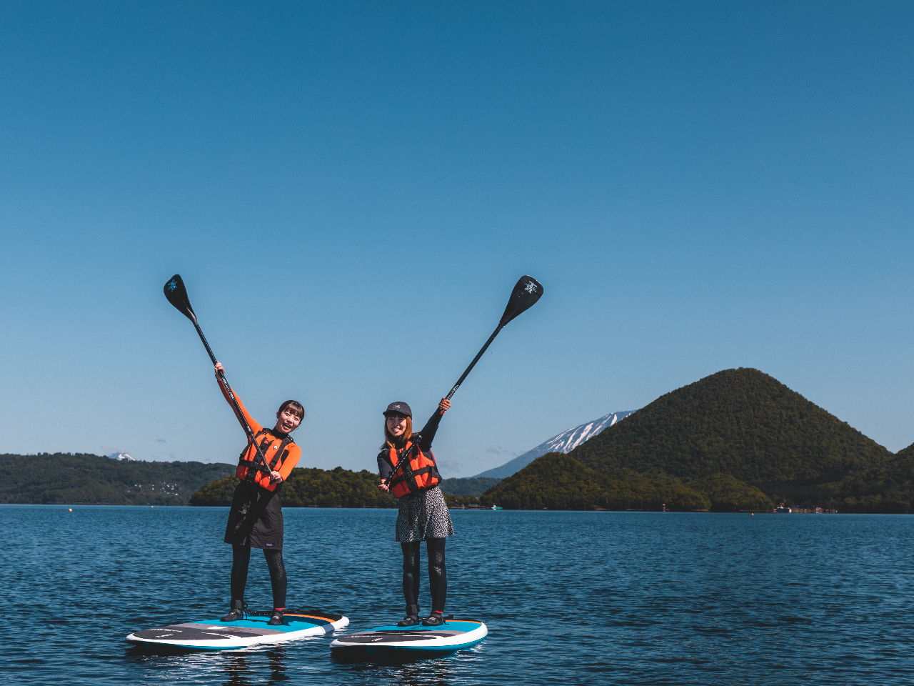 【北海道・洞爺湖】火山と中島を望むサップ体験・ガイド付きで初心者歓迎♪写真は無料...