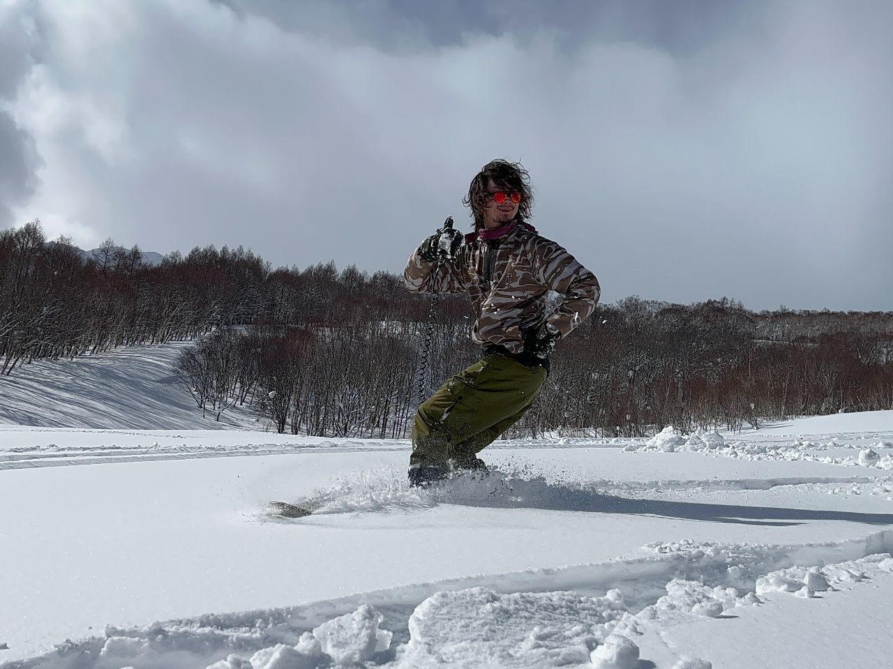 北海道・大滝】はじめての雪板体験！まるで雪上サーフィン『雪板』ゆき