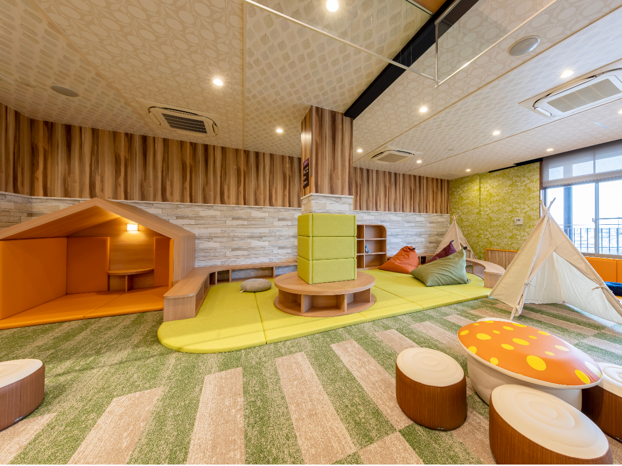 �L�b�Y���t�@�~���[�X�y�[�X/���q�l�A��̂��Ƒ��̕������낰��X�y�[�X�ƂȂ��Ă���܂��B