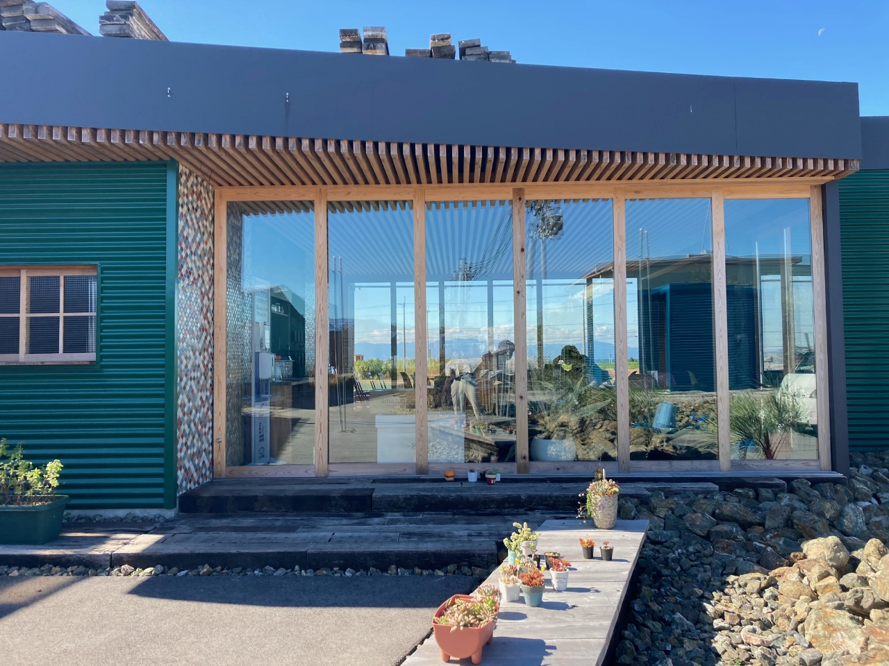 �J�t�F�̊O�ςł���