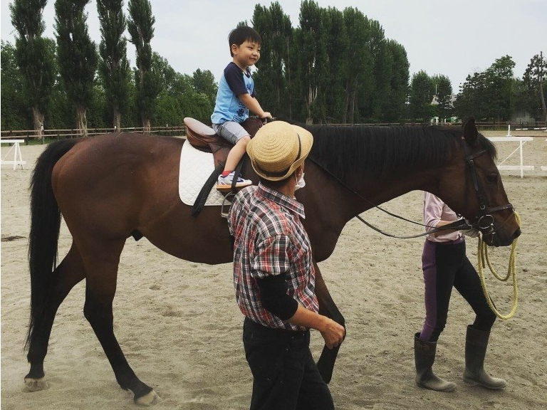 �R�掞�Ԃ͖�T���B�X�^�b�t�����ɕt���A�����������܂��B���q���܂ł����S���ď���Ă��������܂��B