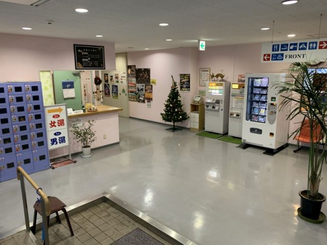 玄関内・受付フロント