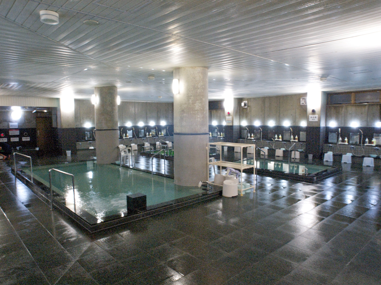 �j���E�嗁�i42�x�j�A�����i38�x�j�A�W�F�b�g���i40�x�j�A�␅2���i24�x�E15�x�j