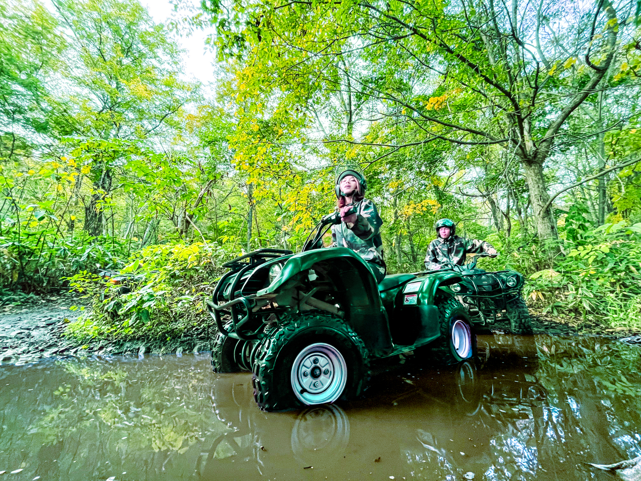 送迎可【札幌市でATV(四輪バギー)45分&炭火BBQ60分食べ飲み放題♪】自然...