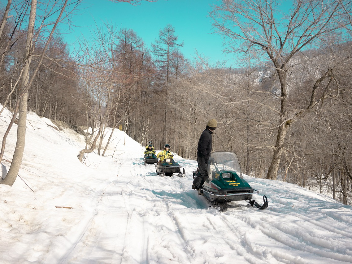 商談中　スノーモービル  札幌市　防水加工後お引渡し　 Klook限定】北海道札幌 Wonderland スノーモービル極速体験（無料送迎