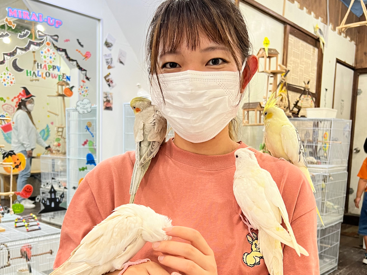 とっても優しいお客様なので当店のオカメーズも甘えてまーす^ ^