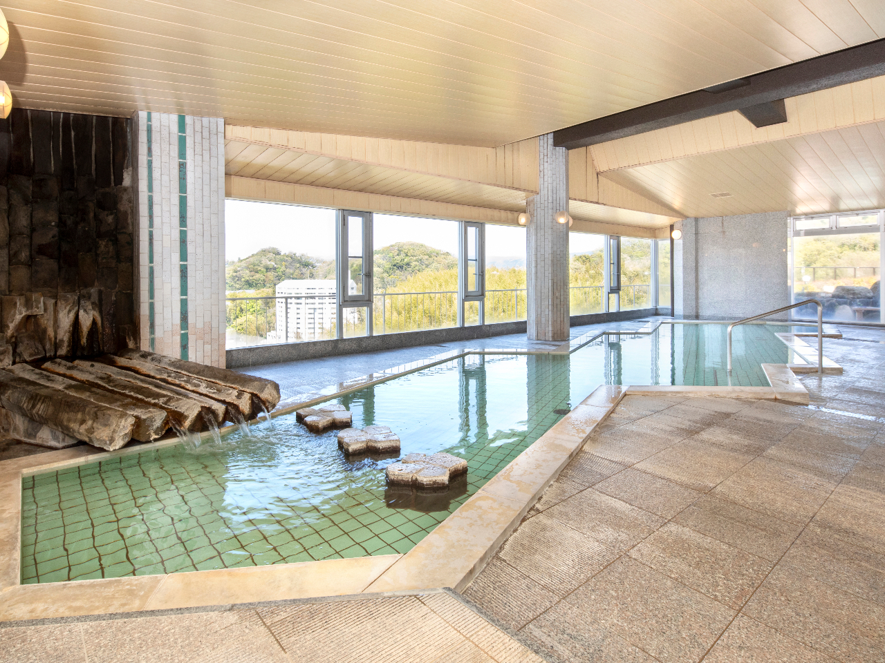 【婦人】大浴場