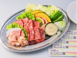 土佐あかうしと地元野菜を楽しむことができます。