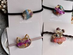 ヘアゴムやクリップ、キーホルダーなどお作りいただけます!