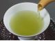 急須を使って美味しく煎茶を淹れてみましょう。淹れたお茶はお菓子と共に召し上がっていただきます。