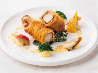 【2月〜3月限定メニュー】鰆のカダイフ包み 偕楽園の梅香るブールブランソース(追加料金+700円)