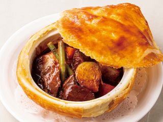 【11月〜1月限定メニュー】牛バラ肉のパイ包み焼き(追加料金+800円)