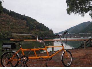 タンデム自転車