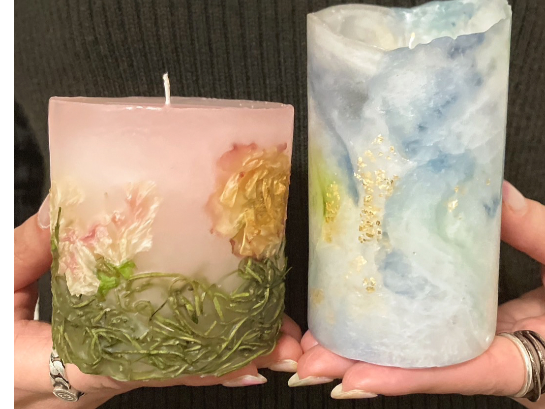 こちらはお客様の作品です♪ボタニカルキャンドルとトイロキャンドルを作って下さいました。前持ってのご要望があれば、追加で作ることも可能です!