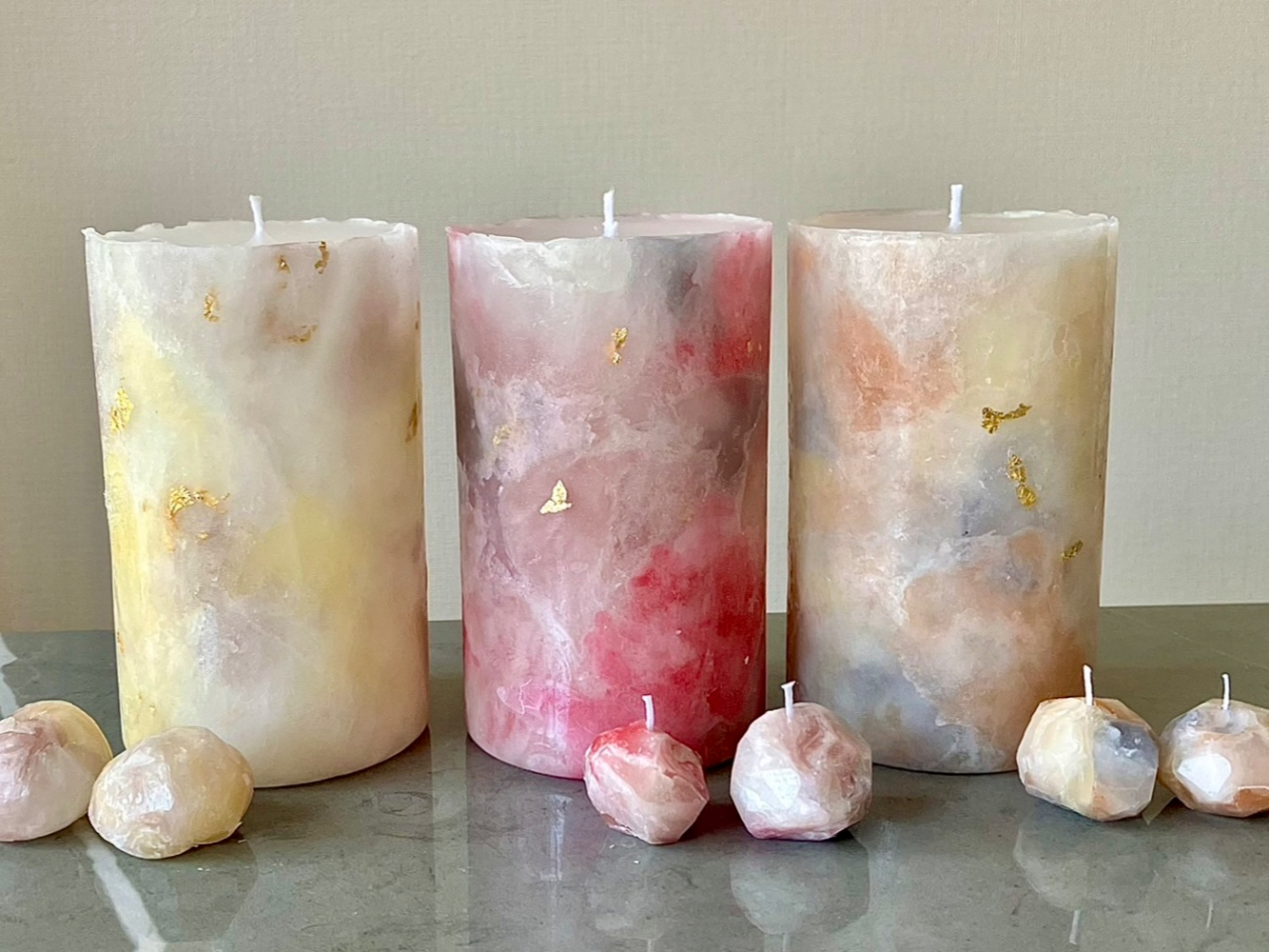 カラーを楽しむ十色トイロキャンドル♪一つとして同じものがないのも魅力です