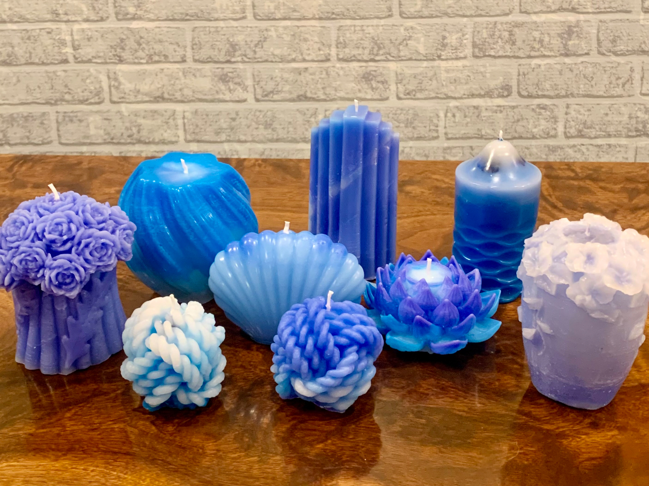 VR[h̎ނLxȂ̂ŁAIԂ̂ył􂨍DȃJ[Iׂ܂