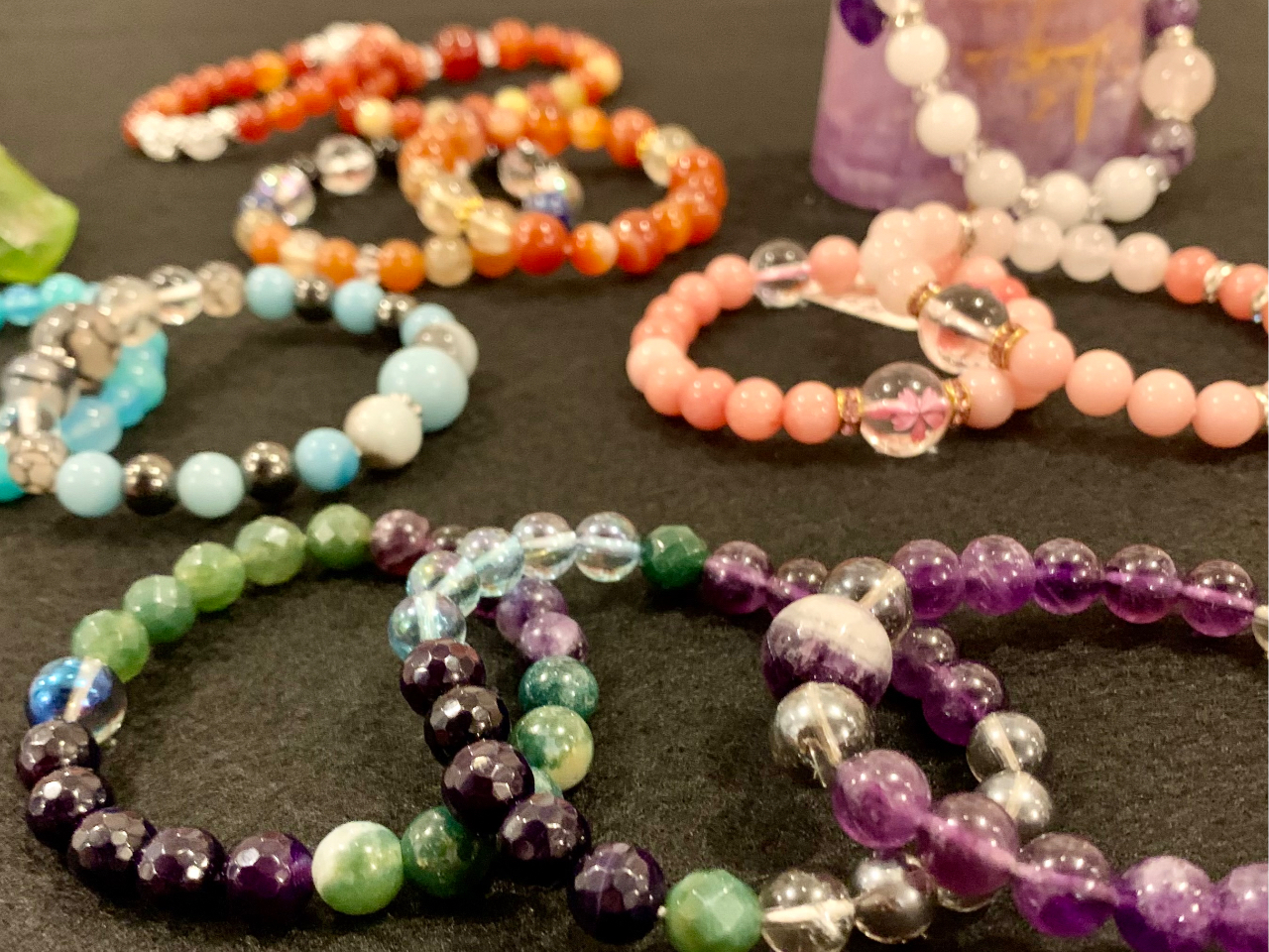 80ވȏ̓VR΂̒炨DȐ΂Iׂ܂uXbg3800~@uXbgsAX(CO)̓lbNX̃Zbg6000~3_Zbg8000~