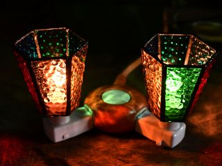 ステンドグラスの六角コンセントを作ってみませんか?