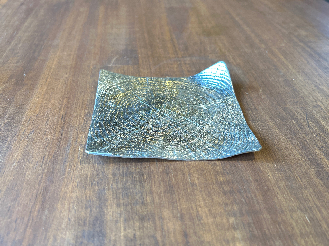 オリジナル・小皿「年輪」角型♪ 使いやすいように曲げてください。