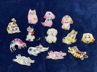 ワンちゃん・ねこちゃん バッジ 長さ約7cm程度 裏にピンが付きます。