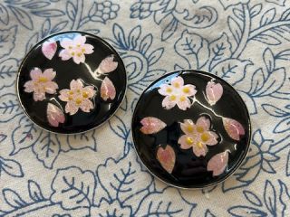 B 銀箔を使った桜のバッジ 直径5cm