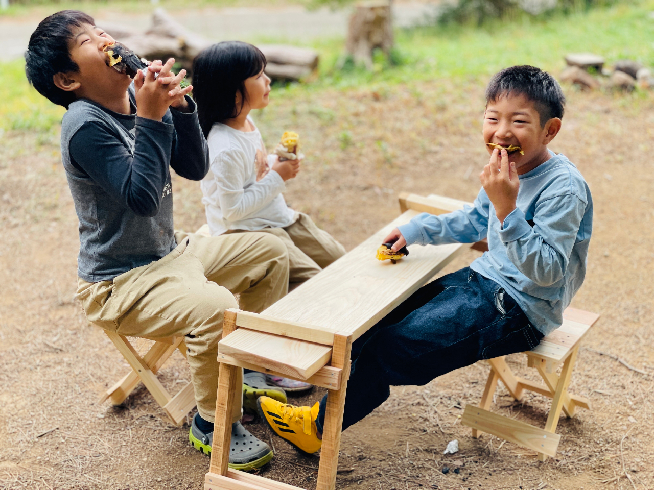 自分たちで作った木工作品をキャンプ場で是非とも使ってくださいね!当店から車で30分のところにある「大芦高原キャンプ場」とのタイアップ企画も実施中です!