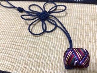 このワークショップでは、こちらのストラップを制作します。