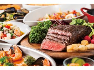 お食事メニューやデザートなど豊富なラインナップでご用意しております!