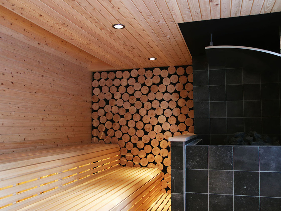 本場から取り寄せたフィンランド式サウナです