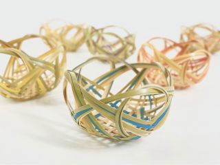 +\1000でカラフルverが選べます!!