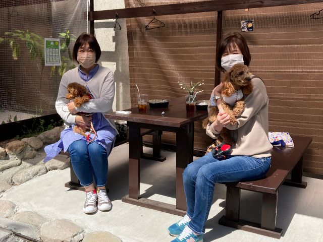 ペット同伴席もございます