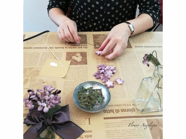 布花体験レッスン すみれコサージュ作り 布で 私の花 を作るアートを体験してください フラワーアンジェリク じゃらん遊び体験 布花体験レッスン すみれコサージュ作り 布で 私の花 を作るアートを体験してください フラワーアンジェリク じゃらん遊び体験