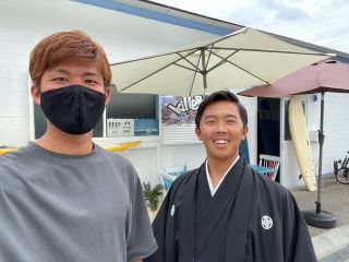 インストラクター紹介 右:オーナー川畑 左:店長山田