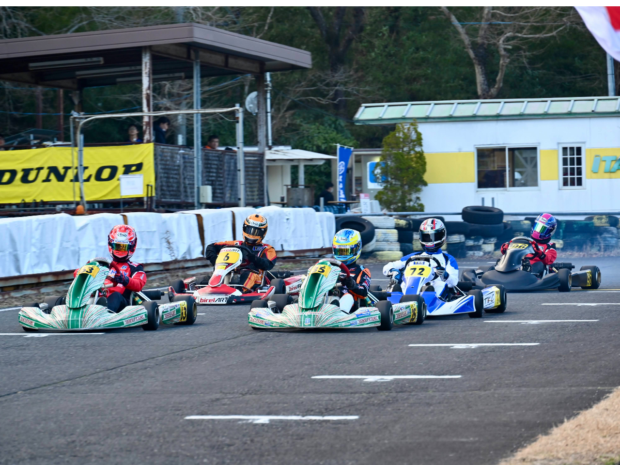 レーサーへの登竜門!サーキットでは定期的にレーシングカートの公式戦を開催中。 体験日も練習走行で来場中の競技用マシンによる迫力の走行を観れちゃうかも!?