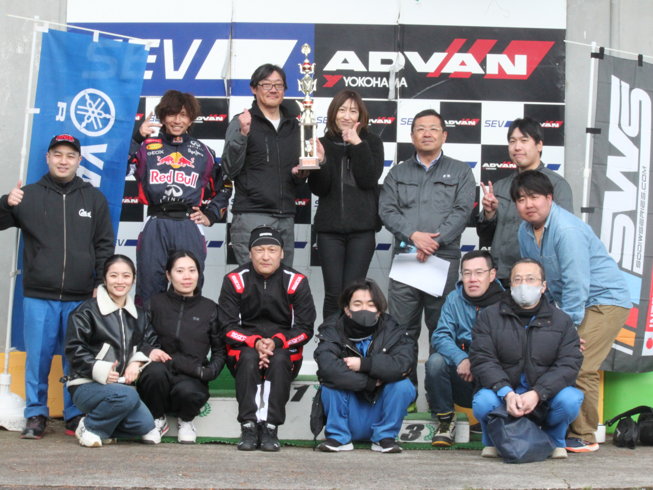 走行前のガイドから表彰式まで、スタッフが進行をサポートします。幹事さんも参戦可能です!