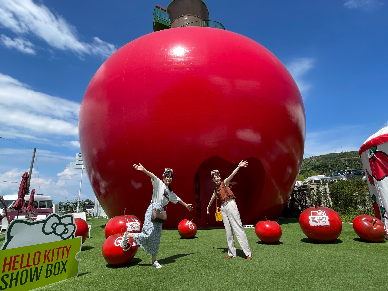 E傫񂲂̂Ƃ̑OŃnC`[YI