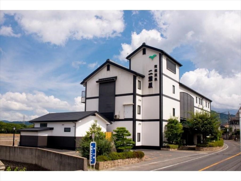 t̊OςłBiΌΔȂ̑fGȗnł